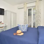 Al Porto Alojamento de Acomodação e Pequeno-almoço 3*