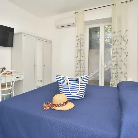 Al Porto Bed & Breakfast Ischia