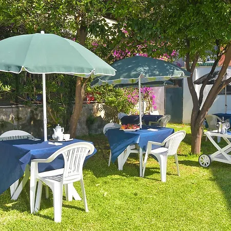 Al Porto Bed & Breakfast