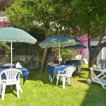 Al Porto Bed & Breakfast 3*